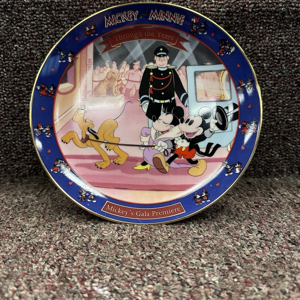 Disney Collector Plate Mickey‎ Minnie Mouse Through Years Gala Premiere Bradford